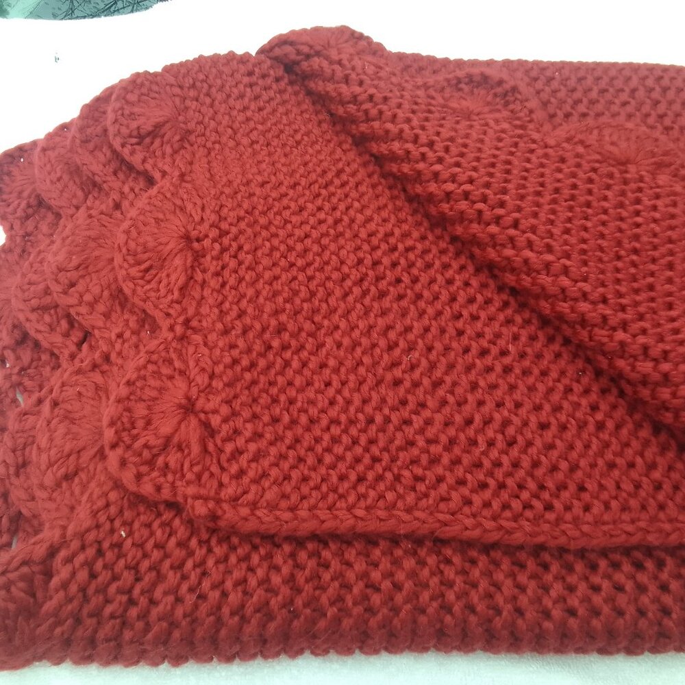 Luxury crochet knit high-quality large thick warm blanket throwover brand new